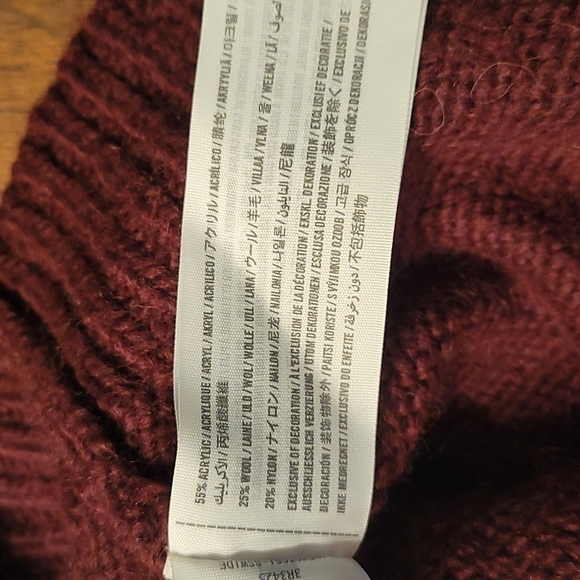 HOLLISTER Oxblood Fair Isle Wool Crew Neck Academia Ski Sweater Small - Picture 5 of 5